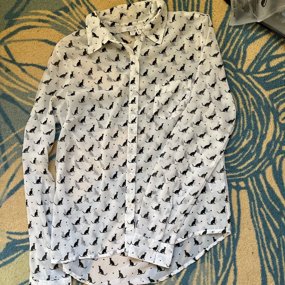 Sheer cat pattern button down